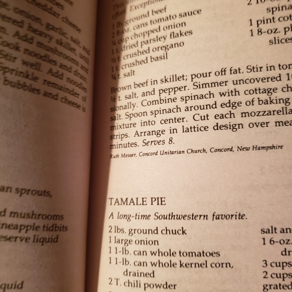 Lot of 3 Vintage Cookbooks - Picture 9 of 14